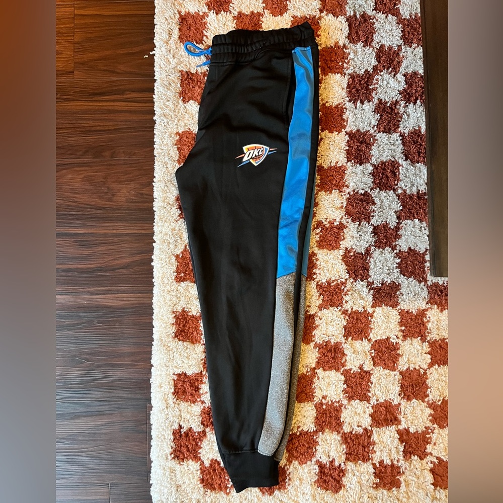 NBA Oklahoma City OKC Thunder Mens Joggers Sweatpants Size Large Pockets Black
